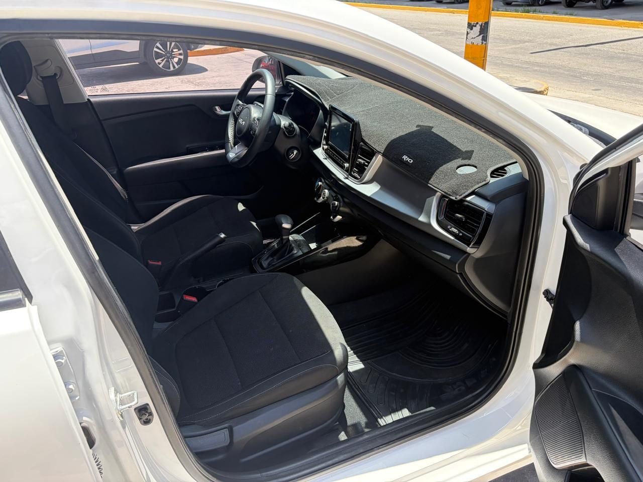 2023 Kia Rio 1.6 Sedan LX At
