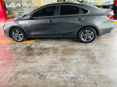 2024 Kia Forte 2.0 L Sedan At