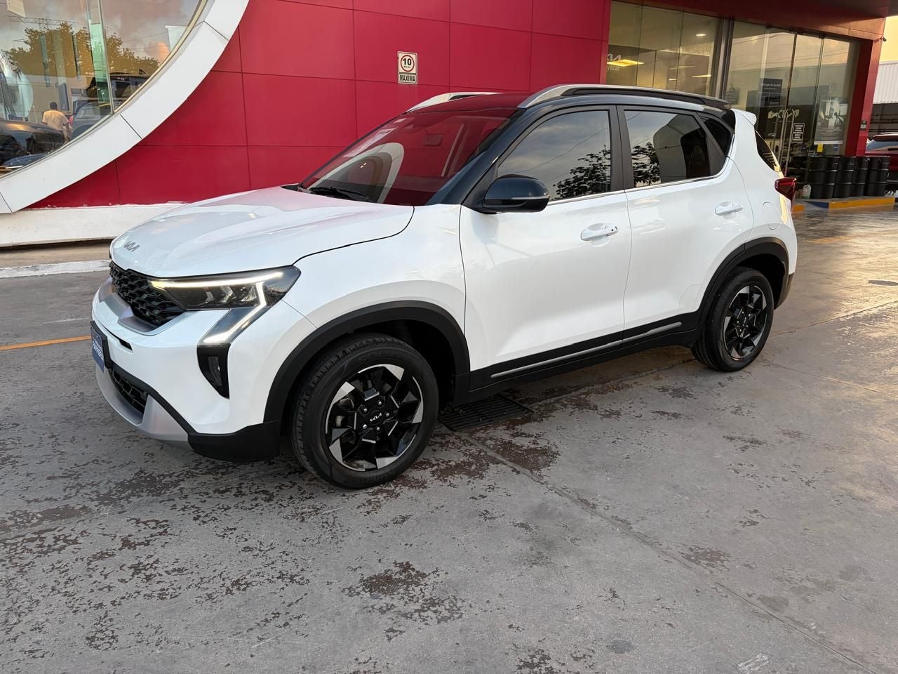 2024 Kia Sonet 1.5 Sx At