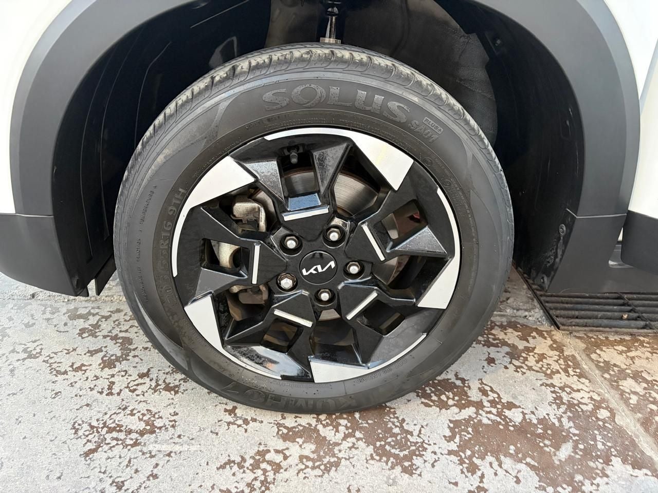 2024 Kia Sonet 1.5 Sx At