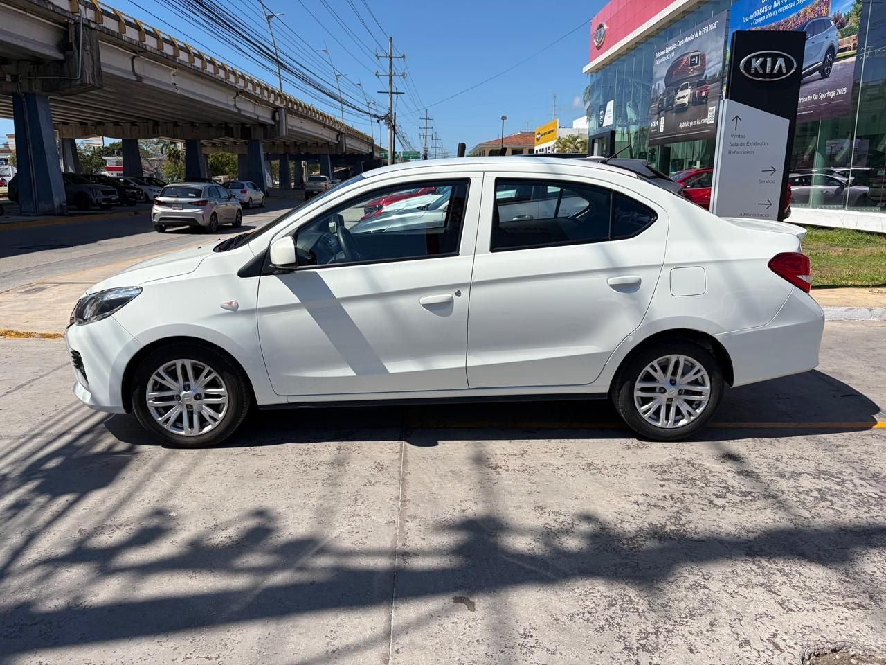 2024 Mitsubishi Mirage 1.2 Glx At