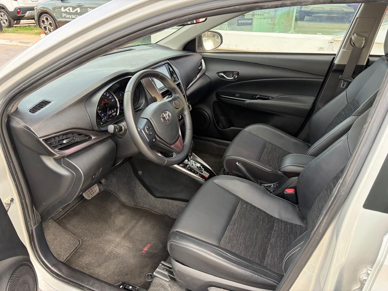 2022 Toyota Yaris 1.5 S Sedan At