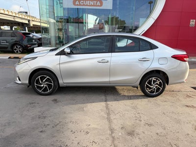 2022 Toyota Yaris 1.5 S Sedan At